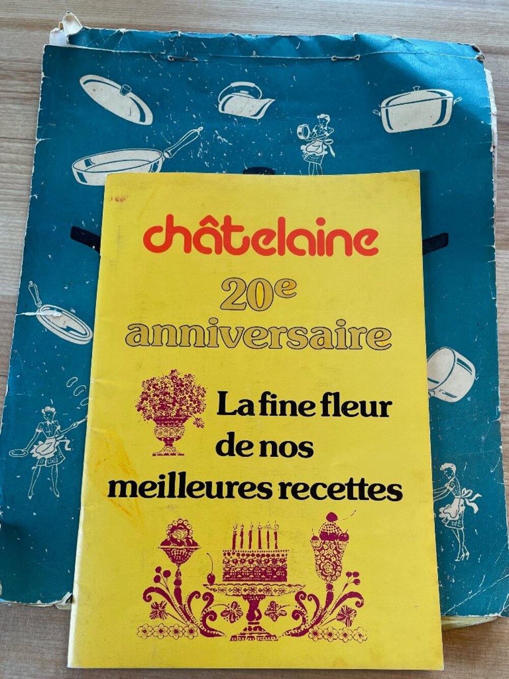 Deux livres de recettes vintage